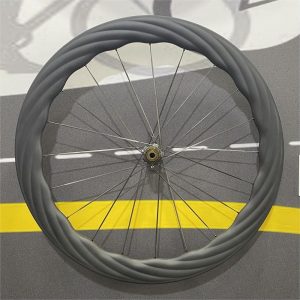 Aerodynamic Carbon Wheels